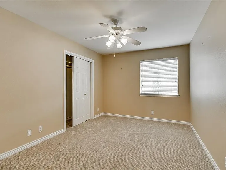 11700 Lemens Spice Cv — Photo 31