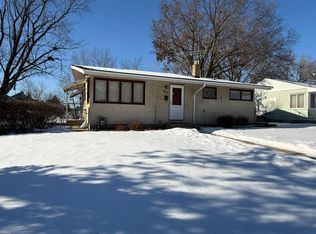 483 Birmingham St, Saint Paul, MN 55106