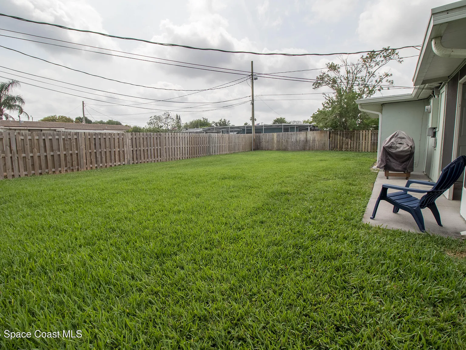 3 bed, 2.0 bath, 1550 sqft, $2,300 — Photo 4
