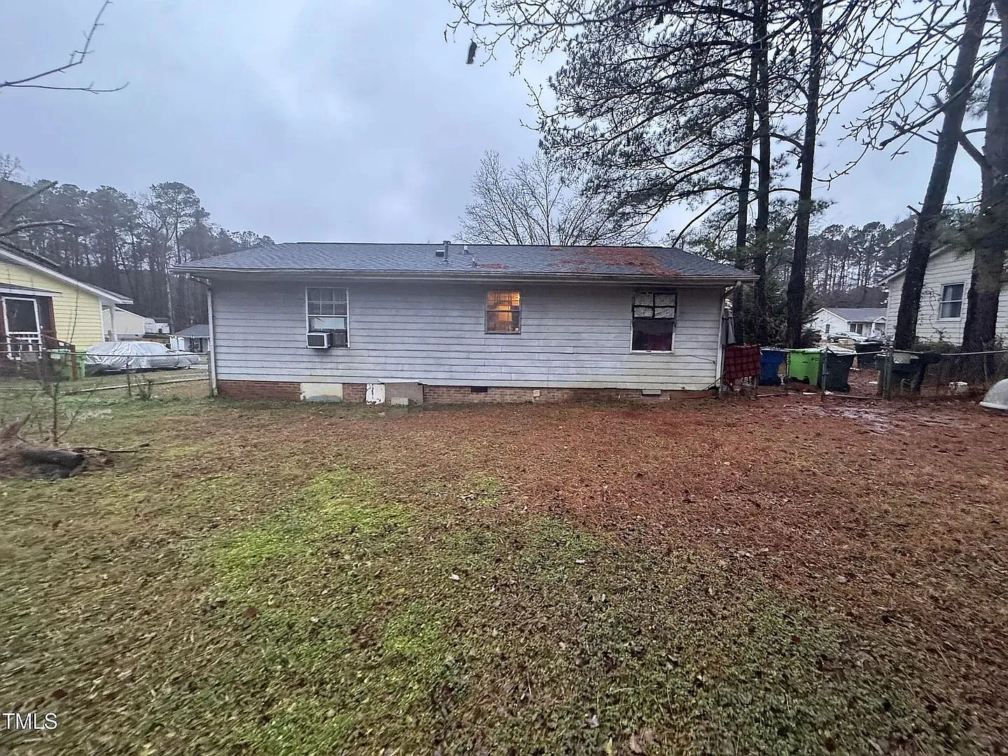 Room in 3 Bedroom Home in Raleigh — Photo 4