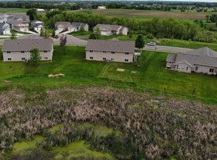 960 Breckenridge Ln, Montrose, MN 55363
