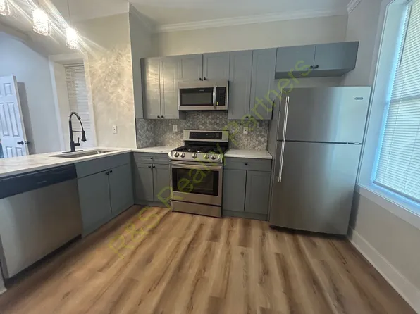 420 E 28th St, Baltimore, MD 21218