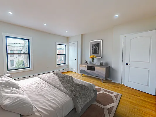 Rented by The Selita Agency | media 5