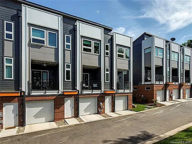 2830 Youngblood St — Photo 23