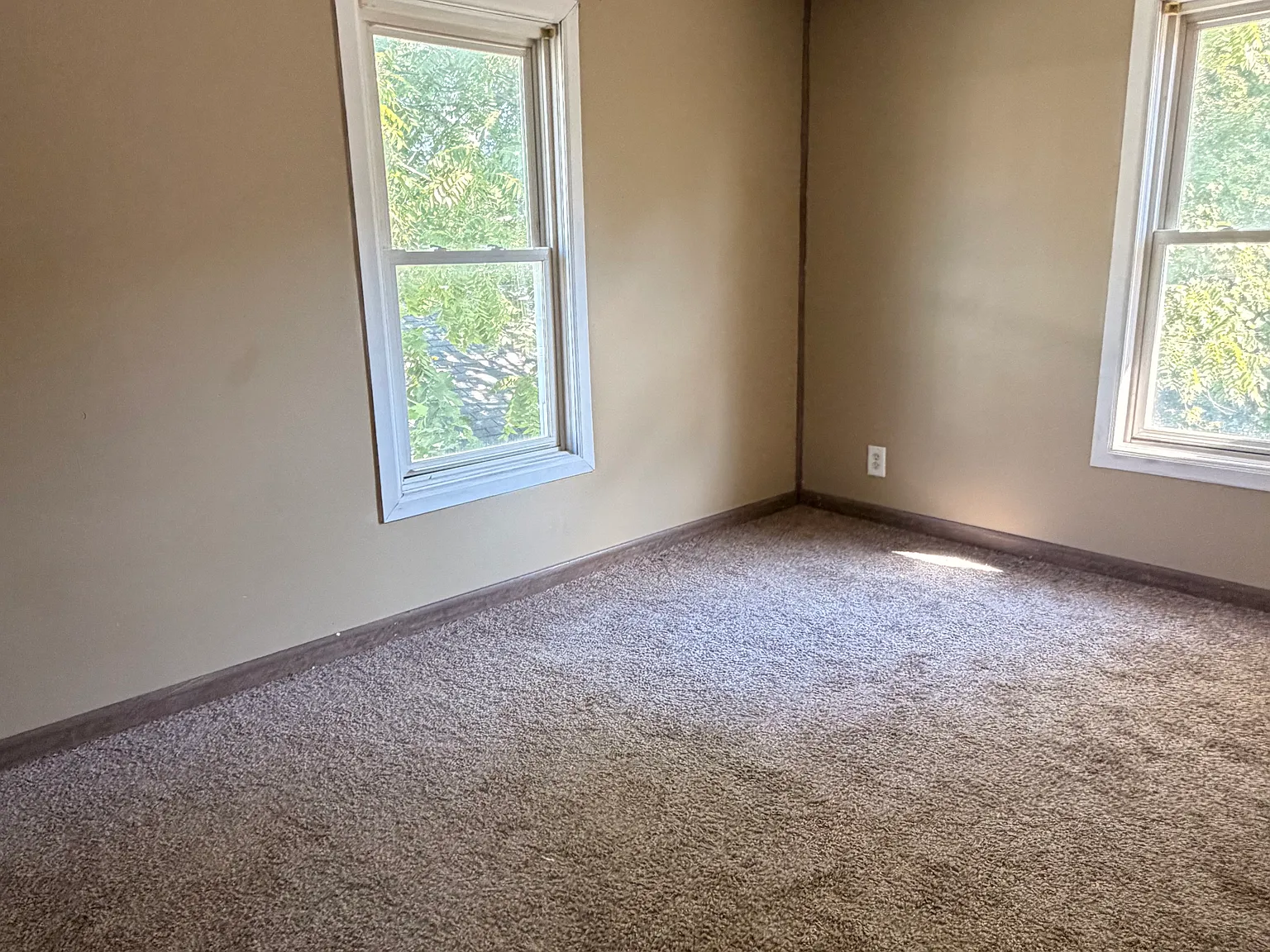 3 bed, 1680 sqft, $1,300 — Photo 4