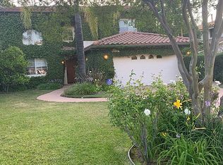 5215 Otis Ave, Tarzana, CA 91356