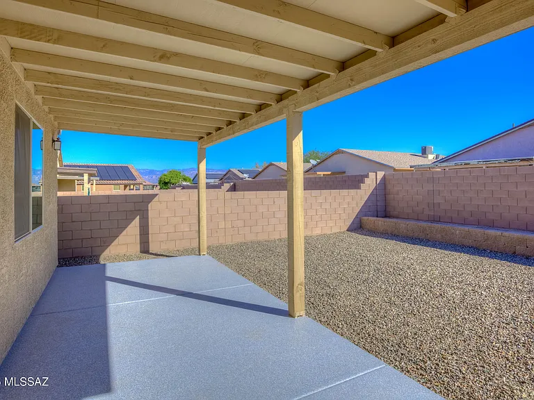 8804 E Stone Meadow Cir — Photo 38