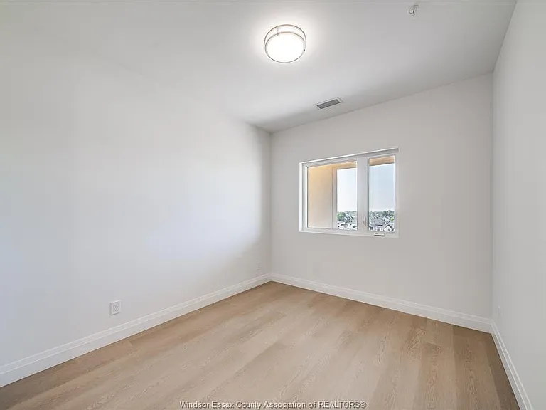 4300 Laurier Pkwy #543 — Photo 30