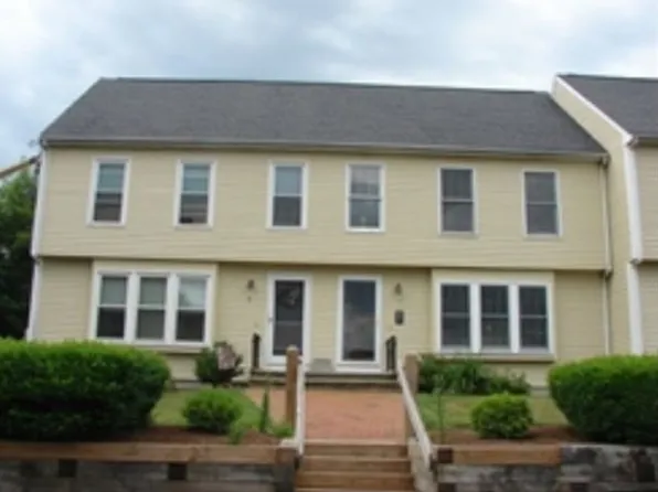 25 2nd Ave Unit 2, North Attleboro, MA 02760