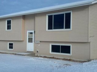 536 Bluebird Dr, Box Elder, SD 57719