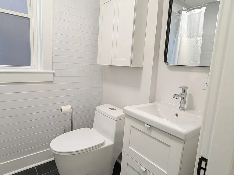 6447 Alamo Ave — Photo 10