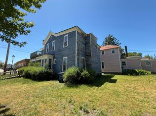 322 E 8th St, Michigan City, IN 46360