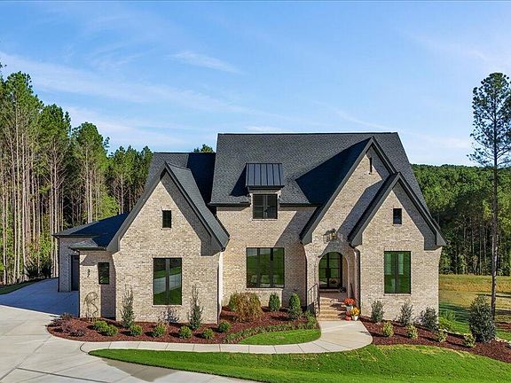 3rd image of 37 Green Turtle Ln