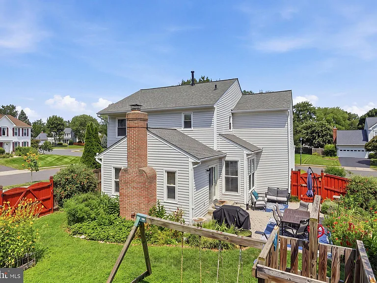 5406 Sequoia Farms Dr — Photo 22