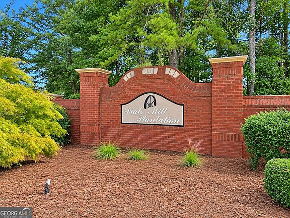 2nd image of 1050 Dials Plantation Dr