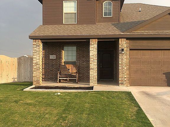 2nd image of 1736 Wrigley Dr