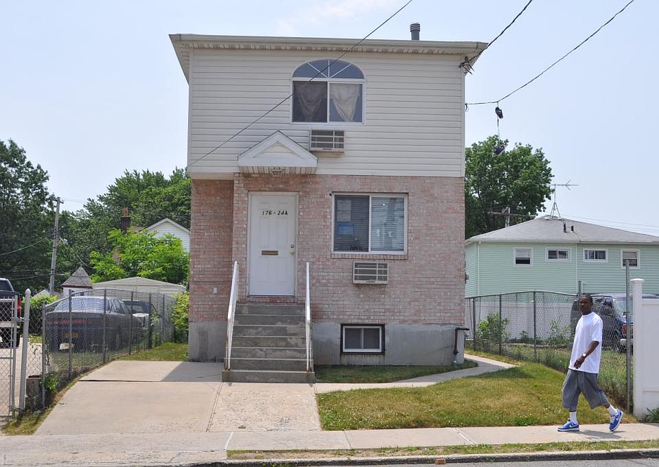 1st image of 17624 126th Ave