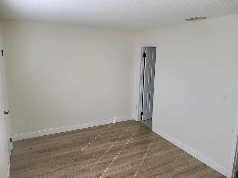 1236 Dovehill Dr — Photo 64