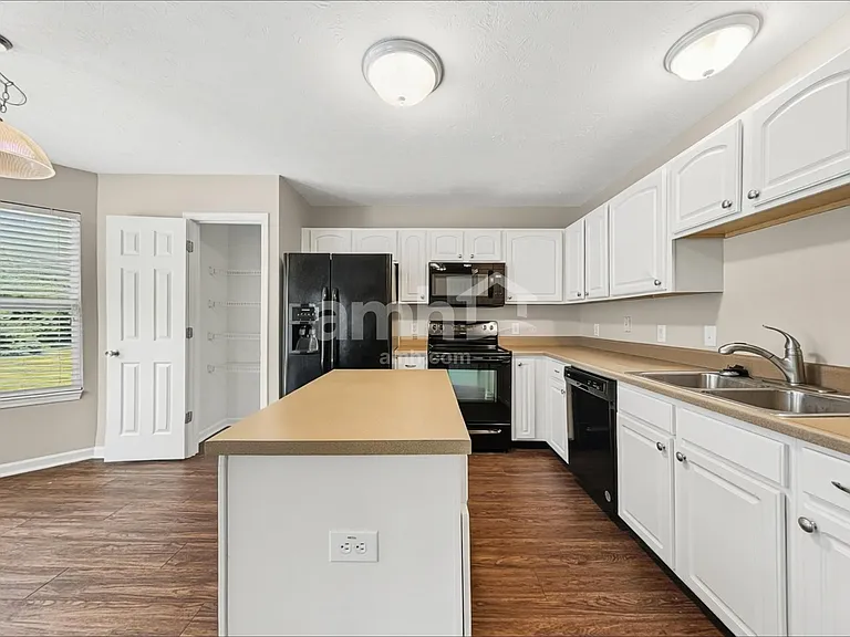 2063 Meridian Springs Ln — Photo 3