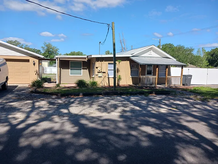 420 Skywood Dr — Photo 9