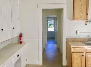 21 Bloomfield St, Springfield, MA 01108
