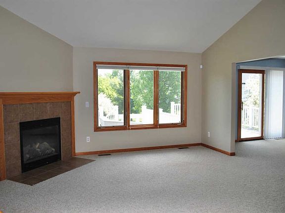 5th image of 6914 Kingsley Cres