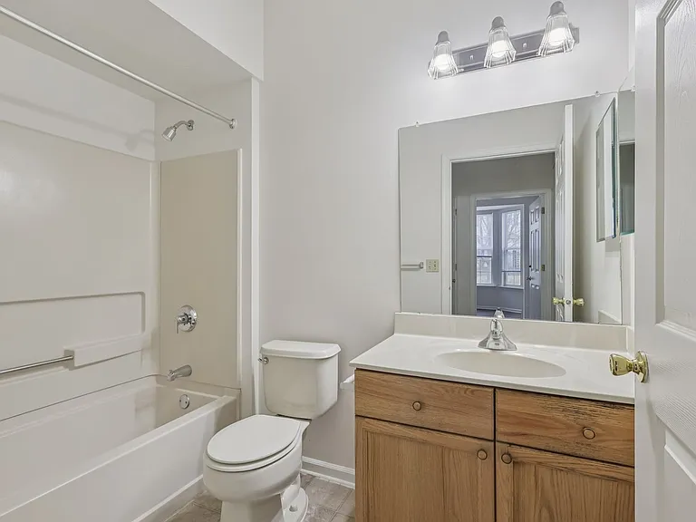 Autumn Park Apartments — Photo 49