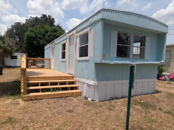 920 Boardwalk Ln, Cocoa, FL