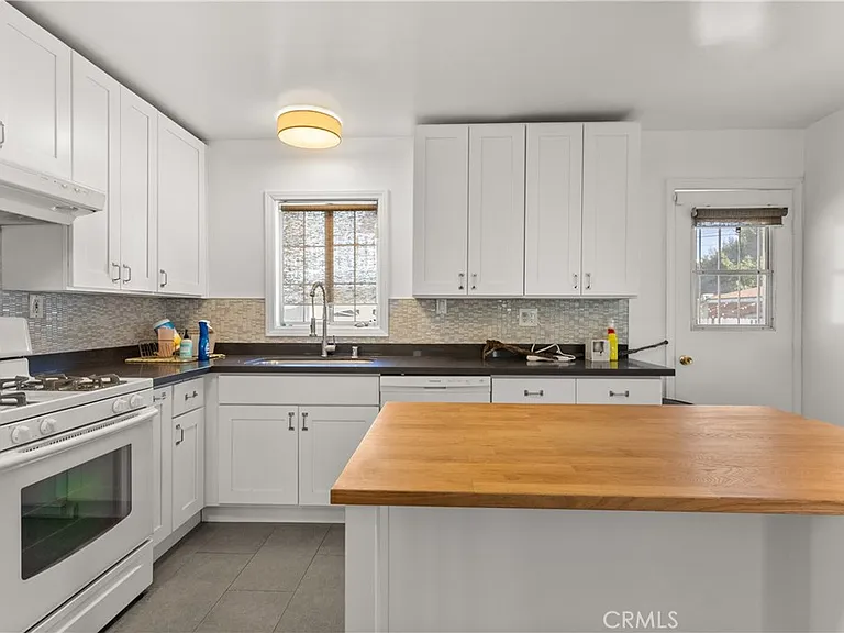 3124 Helms Ave #3124 — Photo 5