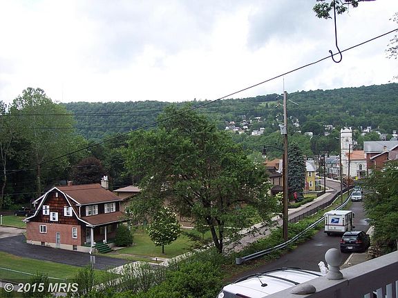 2nd image of 163 Church St
