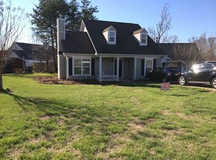 135 Meadow Lilly Ct, Mooresville, NC 28115