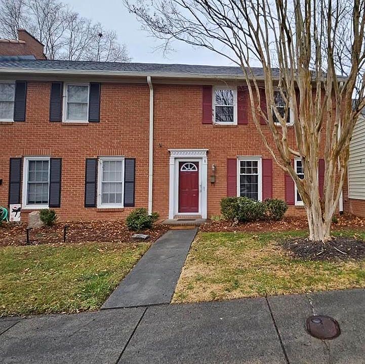 1st image of 3959 E Valley Ct