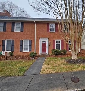 3959 E Valley Ct, Winston Salem, NC, 27106