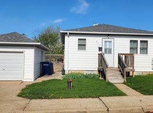 624 Belmont St, Dickinson, ND 58601