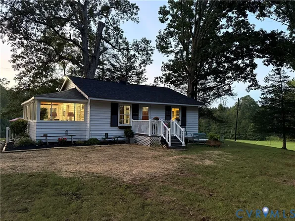1600 Reams Rd, Powhatan, VA 23139