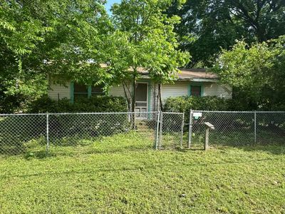 801 S Rogers St, Waxahachie, TX, 75165