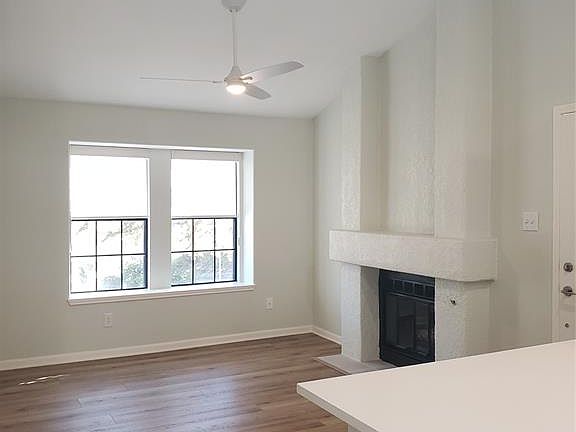 2nd image of 4306 Bonnell Vista Cv #C-1