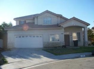 11334 Pinyon Ct, Fontana, CA 92337