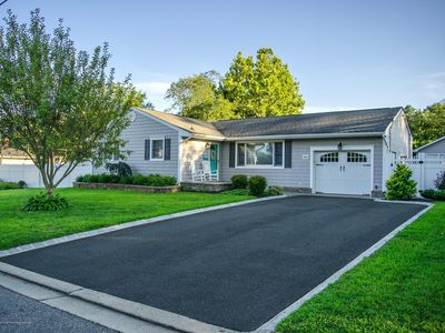 484 Woodland Ave, Belford, NJ, 07718