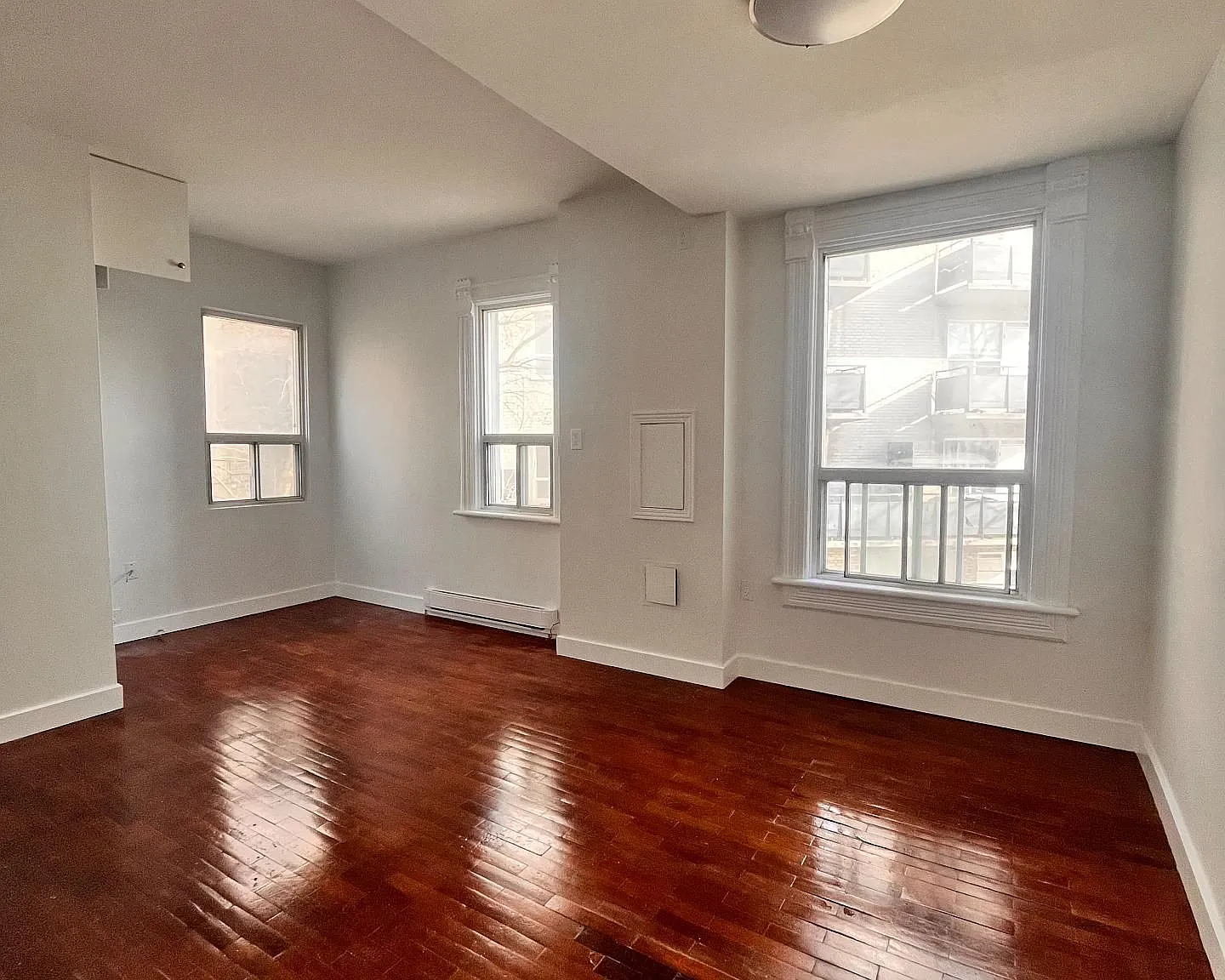 Studio, $1,400 — Photo 2