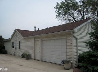 9487 River Rd, Algonac, MI 48001