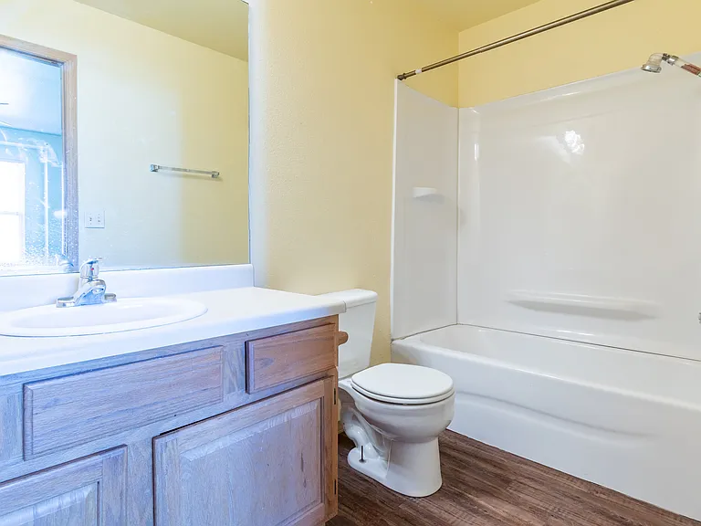 210 Meadow Ct #210 — Photo 3