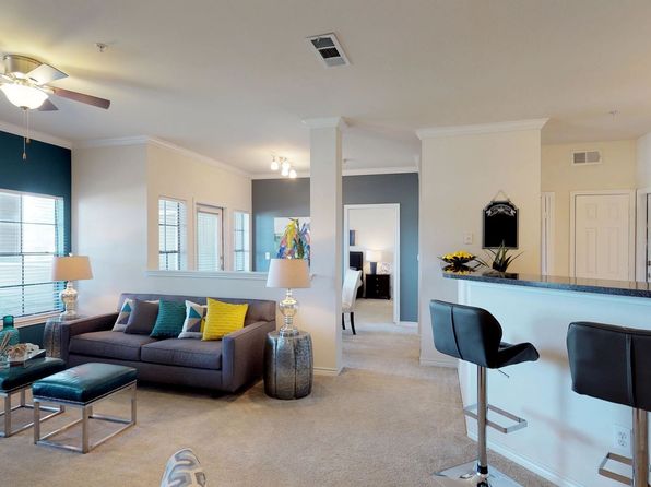 Oaks Riverchase Apartments | 777 Fairway Dr, Coppell, TX