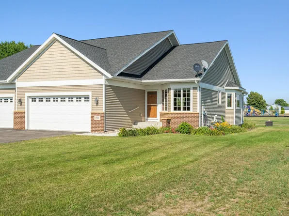 501 Haralson Dr, Belle Plaine, MN 56011
