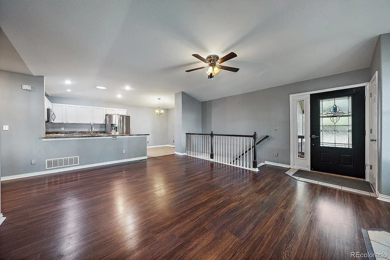 4 bed, 2755 sqft, $2,850 — Photo 3