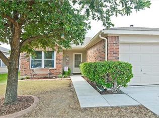 1573 Laurel Hall Ln, Little Elm, TX 75068