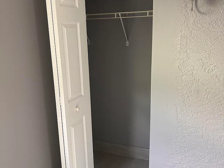 2029 SE Hideaway Cir — Photo 4