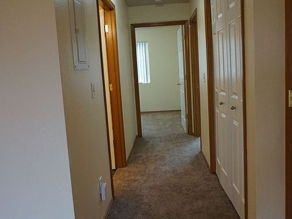 4th image of 3414 SE 143rd Ave APT 13