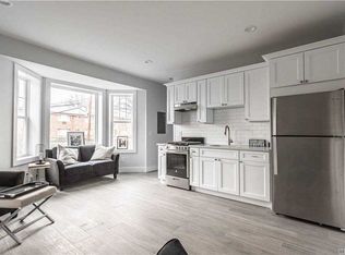 15 S Saxon Ave, Bay Shore, NY 11706