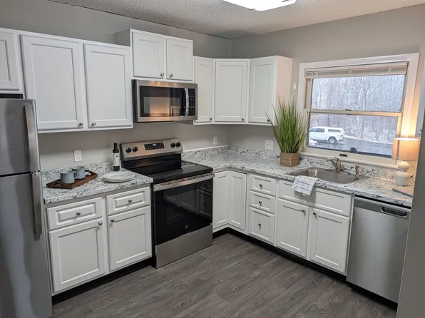 The Cove Apartments, 172 Camden St #5, Rockland, ME 04841